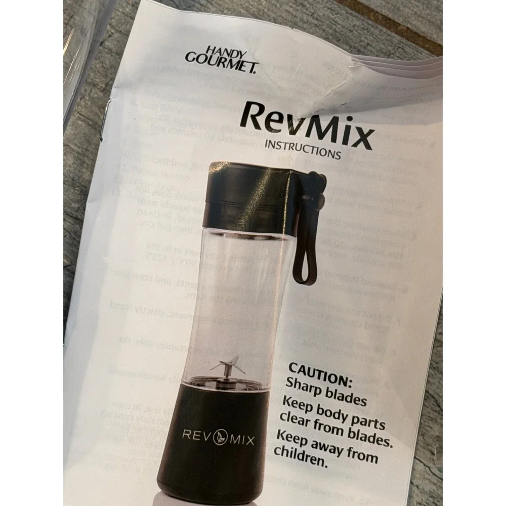 Handy Gourmet RevMix‎ Portable Blender JB8765 Rechargeable NWT Personal Travel